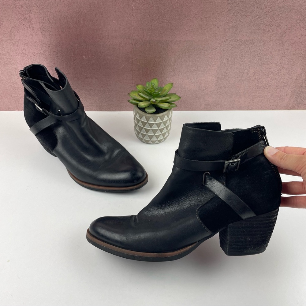 Korks Black Leather Bootie Boots Ankle Shoes Women Size 8M